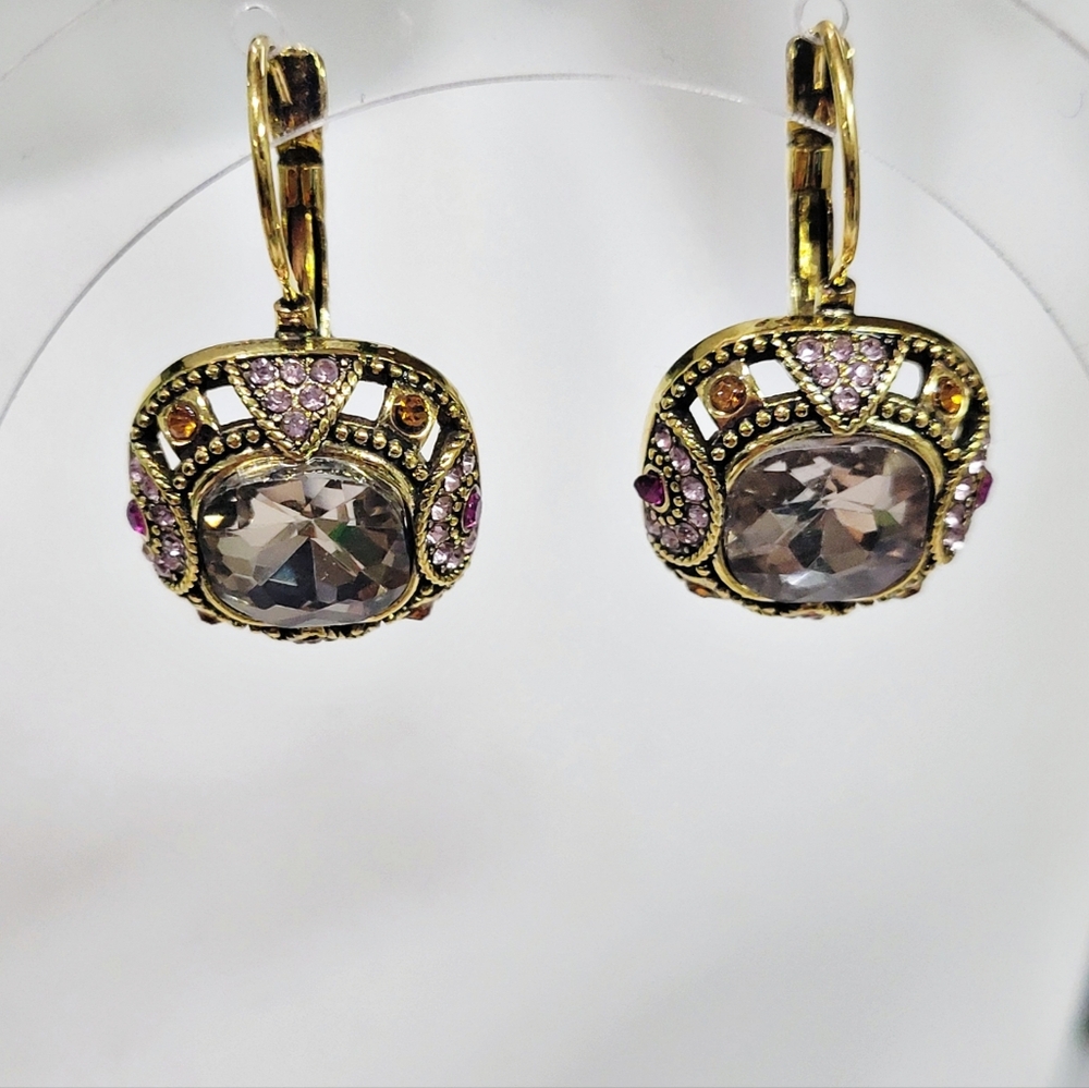 NWT Antiqued GOLD crustal Levervack Earrings. - Picture 3 of 6